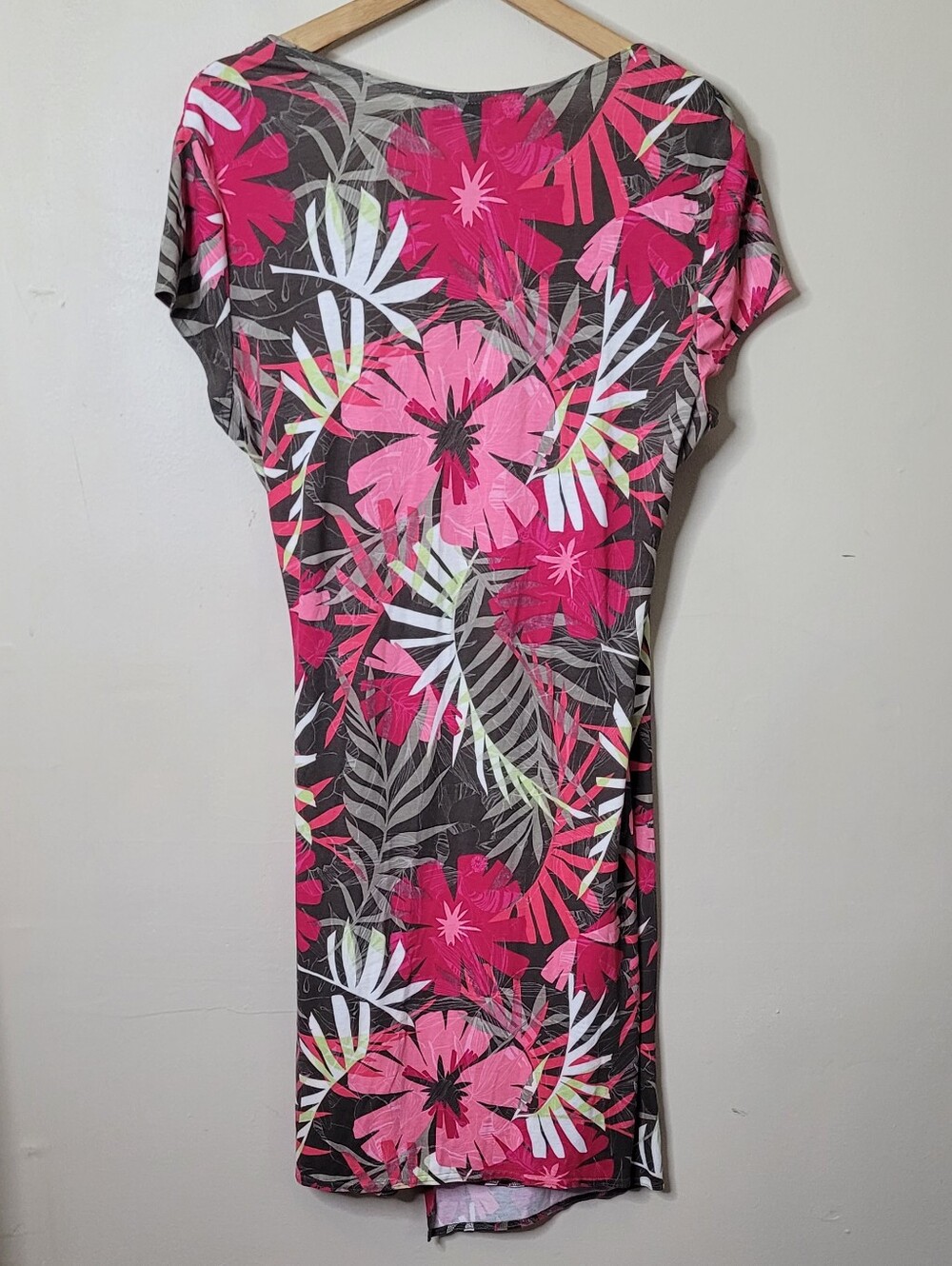 Joseph Ribkoff Floral Faux Wrap Dress - Picture 4 of 7